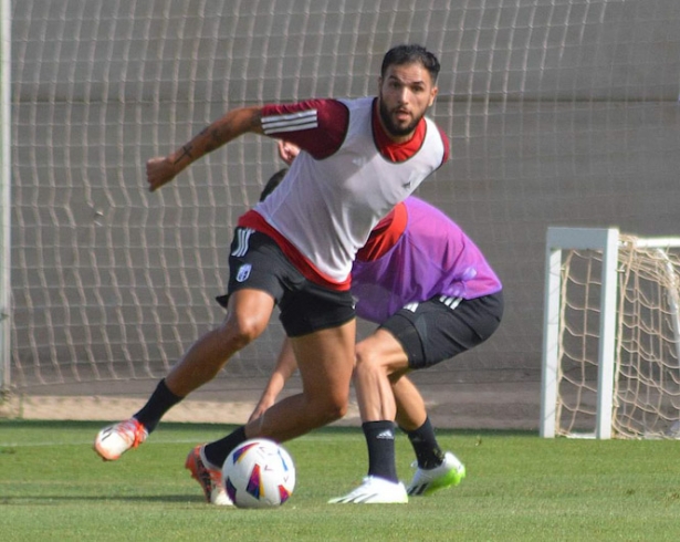Antoñin durante un entrenamiento con el Granada CF (J. PALMA)
