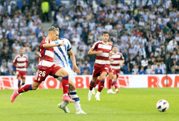Bryan Zaragoza en el partido ante la Real Sociedad (LOF)