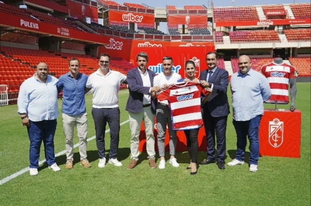 Presentación de Wiber como `main sponsor` del Granada CF (GRANADA CF) 