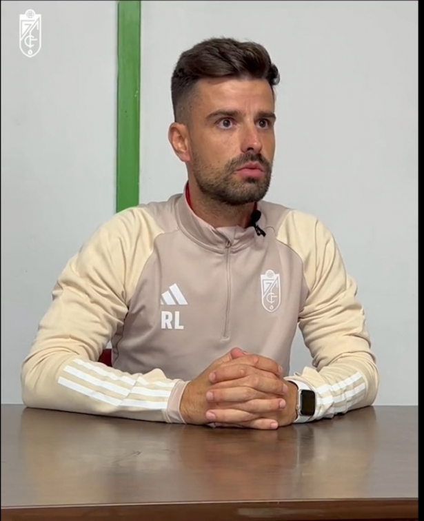 Roger Lamesa a la conclusión del partido (GRANADA CF FEMENINO)