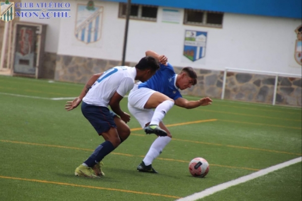 Vandalia de Peligros y Atlético Monachil volverán a enfrentarse por tercera vez (MANU LÓPEZ / ATLETICO MONACHIL) 