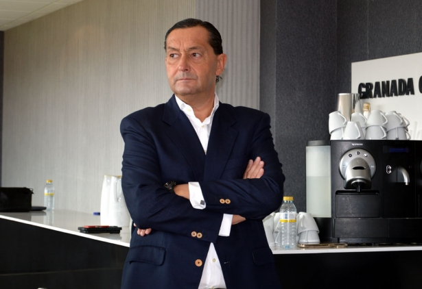 García Amado, director general del Granada CF, en un momento del desayuno informativo (J. PALMA)