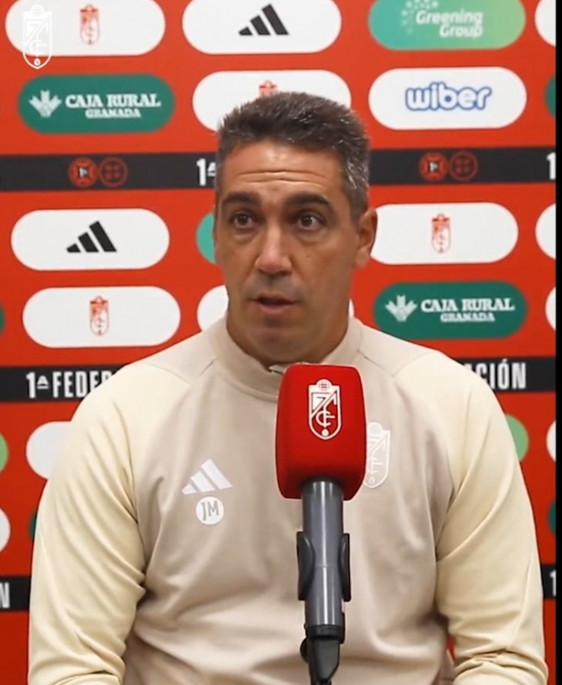 El técnico del Recreativo Granada, Juan Antonio Milla (GRANADA CF)