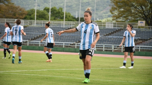 Nerea Agüero con la selección argentina ((GRANADA CF)