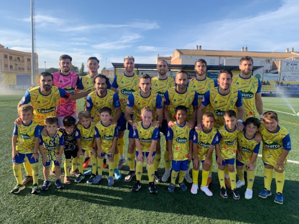 Once inicial del CD Huétor Tájar ante el Málaga City (CD HUÉTOR TÁJAR) 
