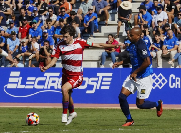 El Recreativo perdió ante el San Fernando (GRANADA CF)