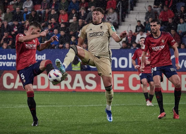 Miguel Rubio fue el más destacado del Granada CF (LOF)