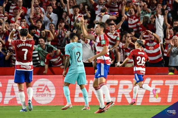 Celebración del segundo gol al FC Barcelona (JOSÉ M. BALDOMERO)