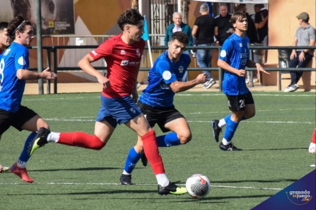 El Churriana CF cayó ante el Atlético Porcuna (JOSÉ M. BALDOMERO) 