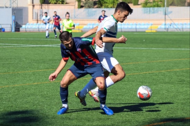 Vandalia y Santa Fe disputaron un intenso partido (CRISTIAN FERNÁNDEZ) 