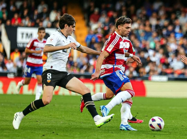 El Granada CF perdió en Valencia de penalti (LOF)
