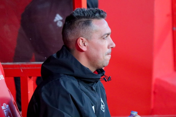 El entrenador del Recreativo Granada, Juan Antonio Milla (CRISTIAN FERNÁNDEZ) 
