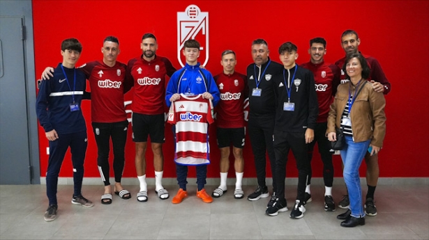 Recibimiento a Álvaro Hernández y José Ortega (GRANADA CF)