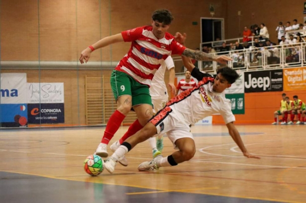 El partido fue muy intenso (CRISTIAN FERNÁNDEZ)