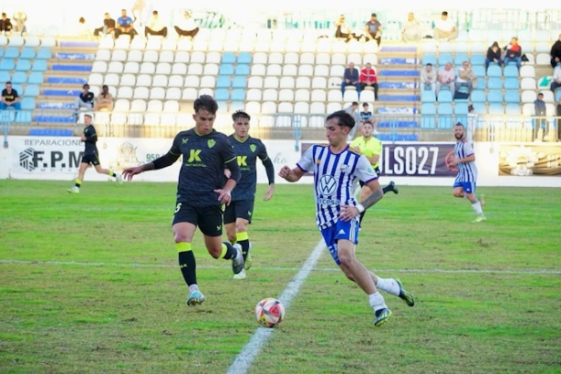 El CF Motril quiere volver a la senda de la victoria (CF MOTRIL)