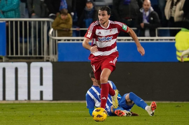 Ignasi Miquel durante el partido ante el Alavés (LOF)