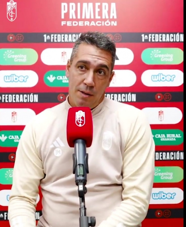 El técnico del Recreativo Granada, Juan Antonio Milla (GRANADA CF)