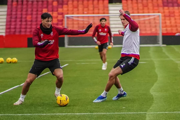 Entrenamiento del Granada CF (JOSÉ VELASCO)