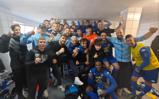 El Arenas de Armilla celebra el triunfo (ARENAS DE ARMILLA) 