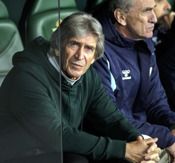 Manuel Pellegrini, entrenador del Real Betis, en un momento del encuentro (LOF)