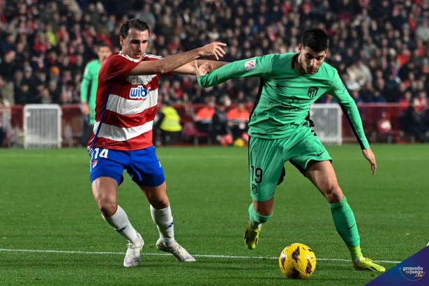 Imagen del partido ante el Atlético Madrid (JOSÉ M. BALDOMERO)