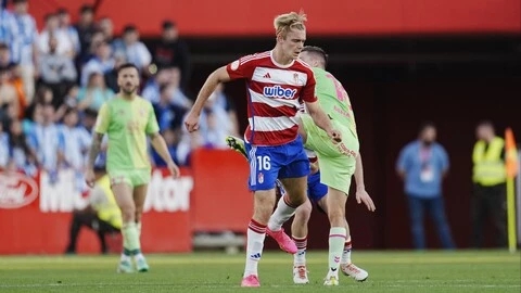 Adam Griger durante un partido con el filial (GRANADA CF)