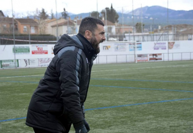 Manuel Moreno `Rixos` durante un partido (LÁZARO)