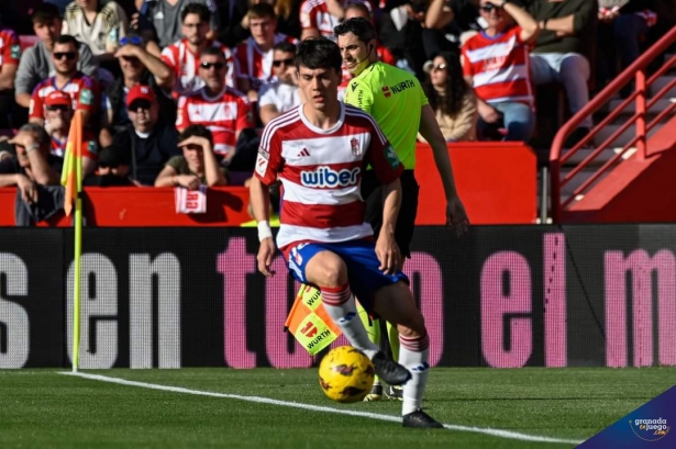 Pellistri en el partido ante la UD Almería (JOSÉ M. BALDOMERO)