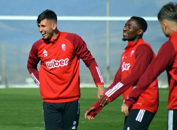 Entrenamiento del Granada CF (GRANADA CF)