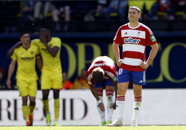 Sergio Ruiz, desolado, tras encajar el tercer tanto ante el Villarreal CF (LOF)