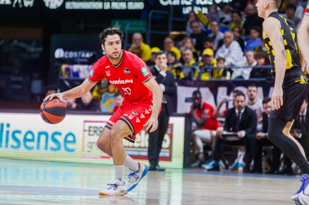 Germán Martínez durante el partido ante Lenovo Tenerife (Acb PHOTO/E. COBOS)