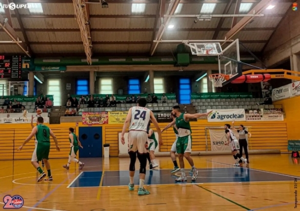 Tu Súper CB La Zubia venció en Benahavis (CB LA ZUBIA / ARCHIVO)