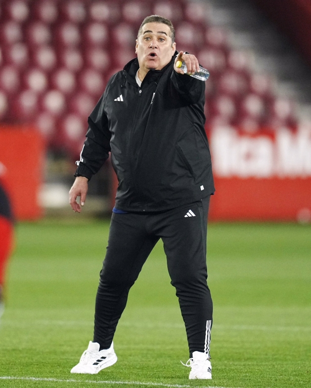 José Ramón Sandoval durante su primer entrenamiento (GCF)