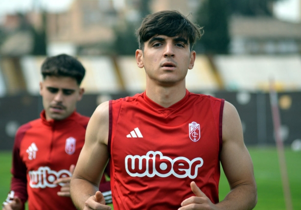 Gonzalo Villar durante el entrenamiento (J..PALMA)