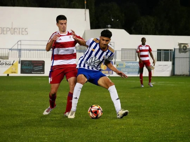 El CF Motril jugó un amistoso ante el Granada CF C (CF MOTRIL)