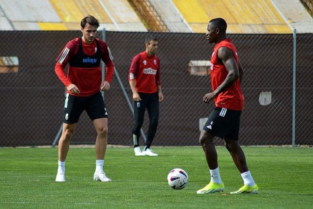 Entrenamiento del Granada CF (J. PALMA)