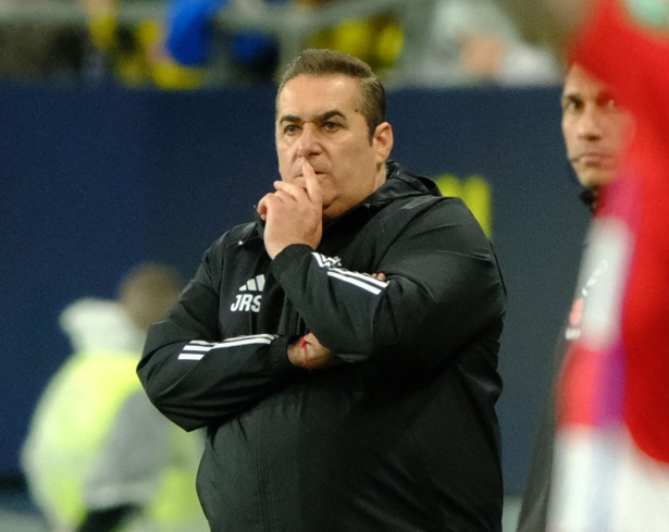 José Ramón Sandoval en un momento del encuentro ante el Cádiz CF (LOF)