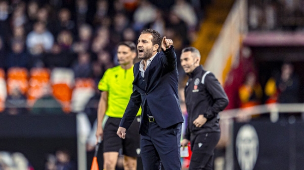 Rubén Baraja durante un partido del Valencia (VALENCIA CF)