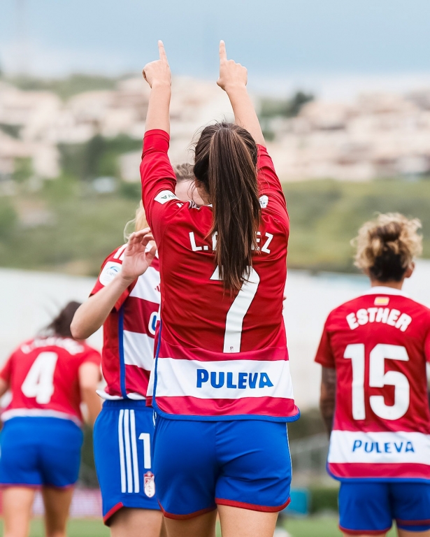 Laura Pérez celebra su gol (GCF)