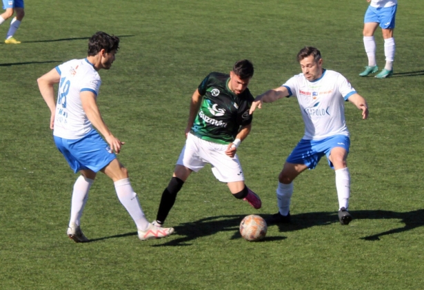 El Loja perdió en Alhaurín de la Torre (PACO CASTILLO) 