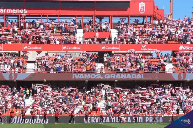 Afición del Granada CF (JOSÉ M. BALDOMERO)