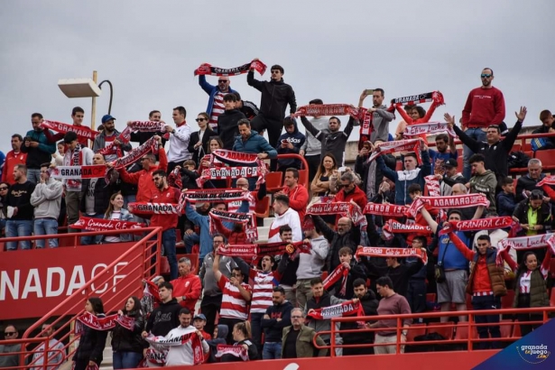 Los Abonados del Granada CF tendrán wu pasar por taquilla para ver al Real Madrid (JOSÉ M. BALDOMERO)