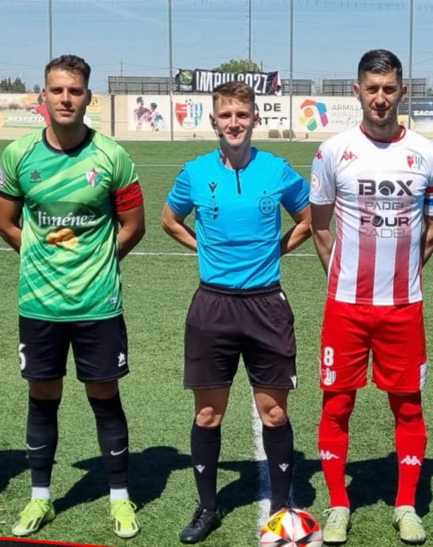 El derbi acabó en tablas (ARENAS DE ARMILLA)