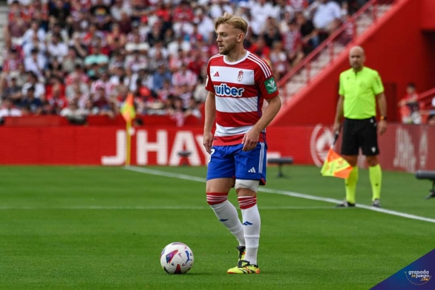 Jozwiak durante el partido ante el Real Madrid (JOSÉ M. BALDOMERO)