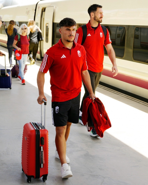 Rodelas es la.novedad en la convocatoria del Granada CF (GCF)