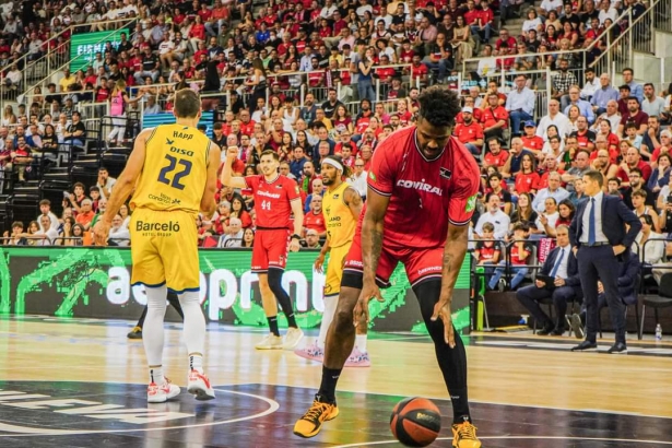 Cristiano Felicio durante el partido ante Gran Canaria (JOSÉ VELASCO)