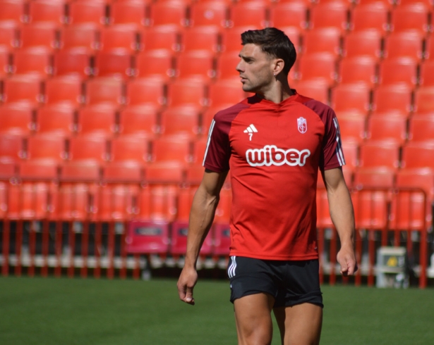 Lucas Boyé, un fijo para Sandoval en el once inicial, en un entrenamiento (J. PALMA)