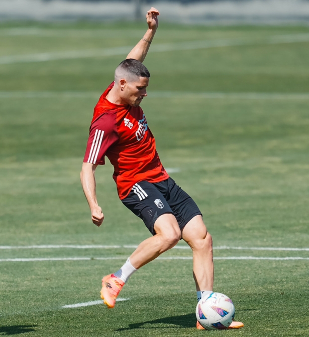 Sergio Ruiz, jugador del Granada CF, en un entrenamiento de esta semana (GCF)