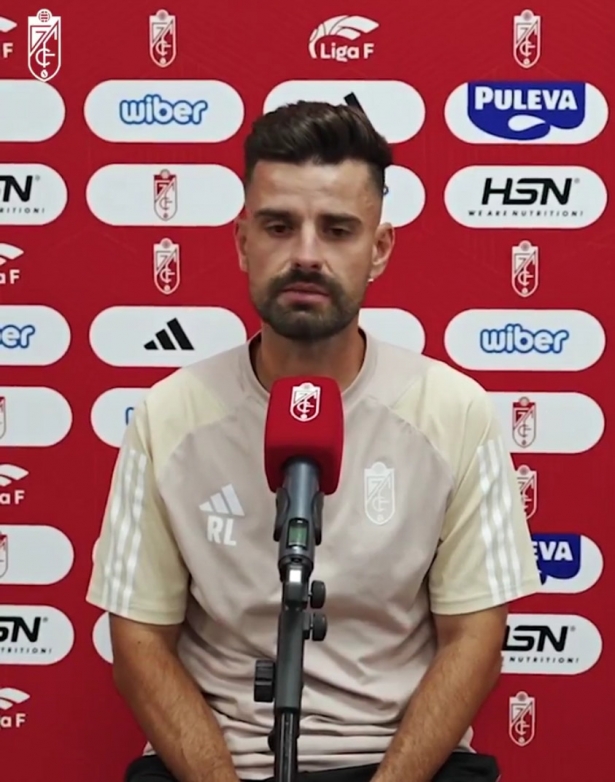 El entrenador del Granada CF Femenino, Roger Lamesa (GCF)