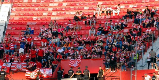 La afición rojiblanca siempre ha respaldado a su equipo (LOF)